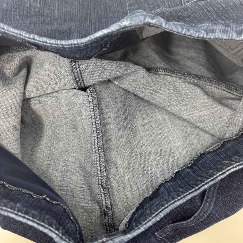 Soft Surroundings Dark Wash Pull‎ On Denim Shorts Cuffed Hem PXL Dark Indigo